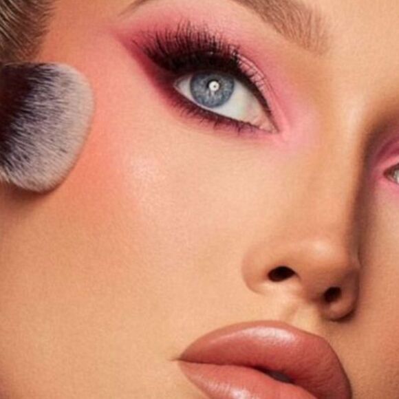 Morphe Making You Blush Sculpting Powder Blush - Picture 5 of 8